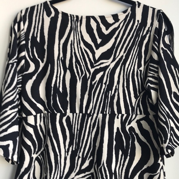 Boston Proper Zebra Print Beaded cold shoulder top - Picture 8 of 8